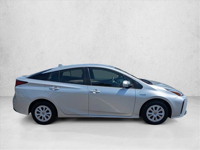 Used 2022 Toyota Prius LE FWD image 4