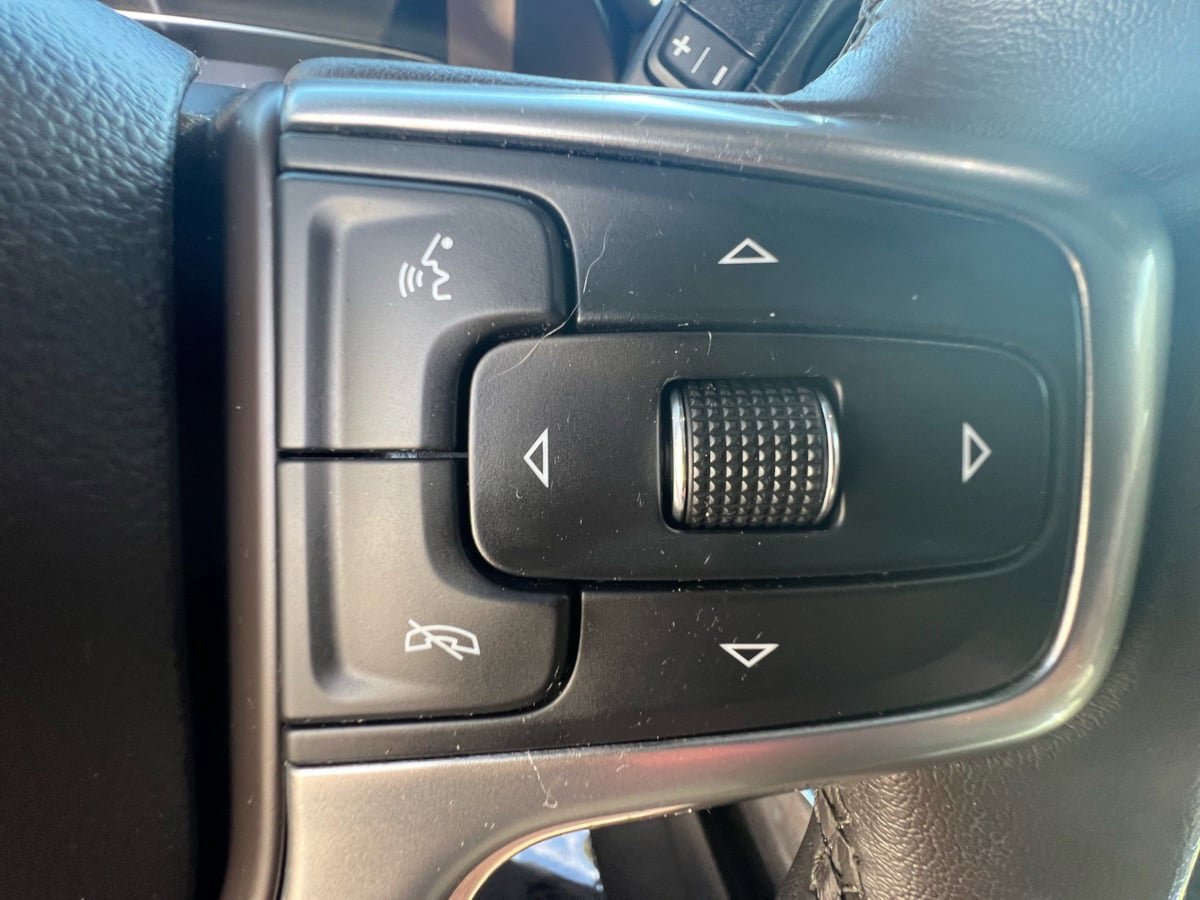 Used 2020 Chevrolet Silverado 2500 LTZ w/ Technology Package AWD/4WD image 34