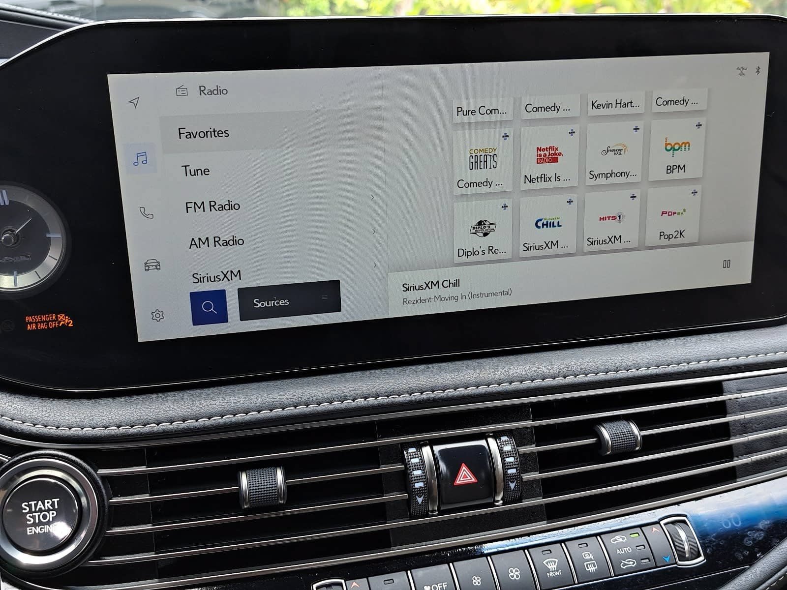 Used 2023 Lexus LS 500 w/ Accessory Package (Z1) RWD image 23