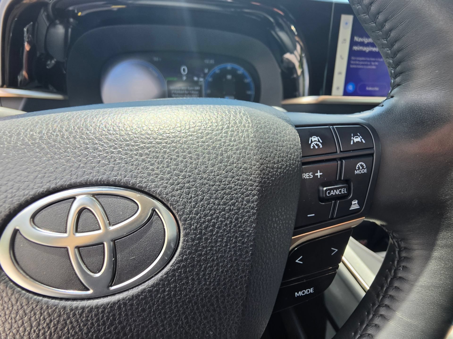 Used 2023 Toyota Crown Platinum AWD/4WD image 17