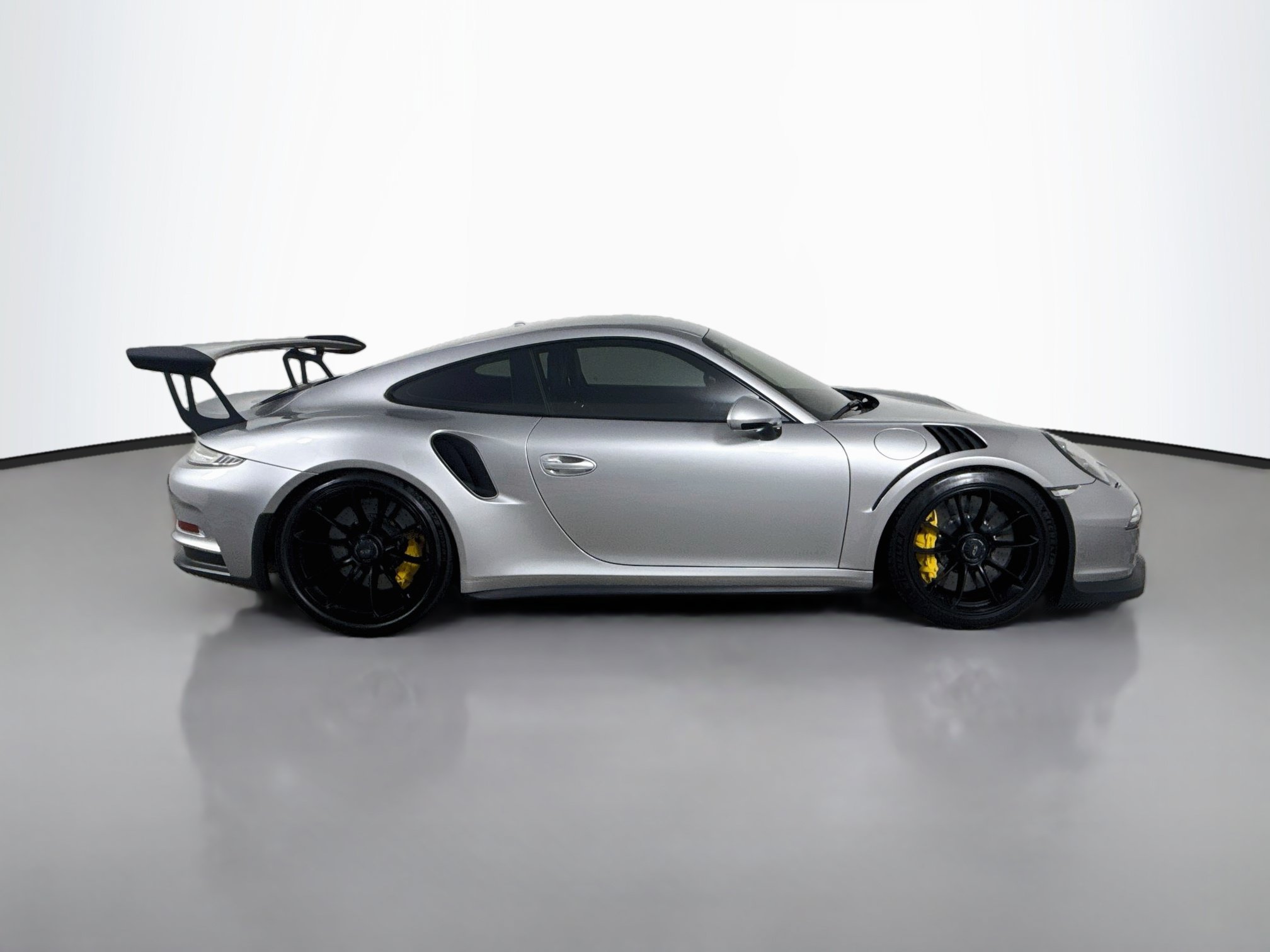 Certified 2016 Porsche 911 GT3 RS RWD image 8