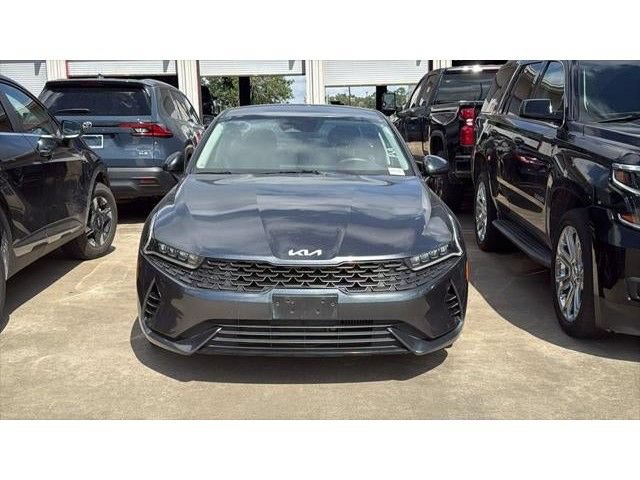 Used 2022 Kia K5 LXS FWD image 2