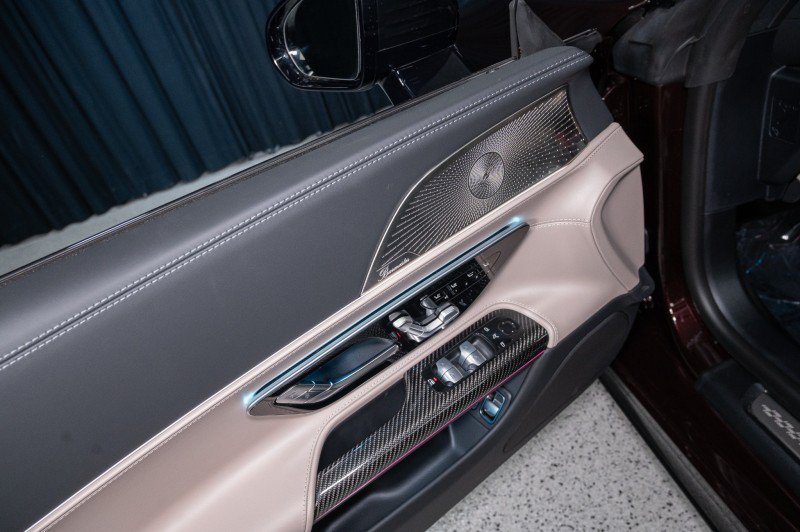 New 2026 Mercedes-Benz SL 63 AMG S e Performance 4MATIC image 16