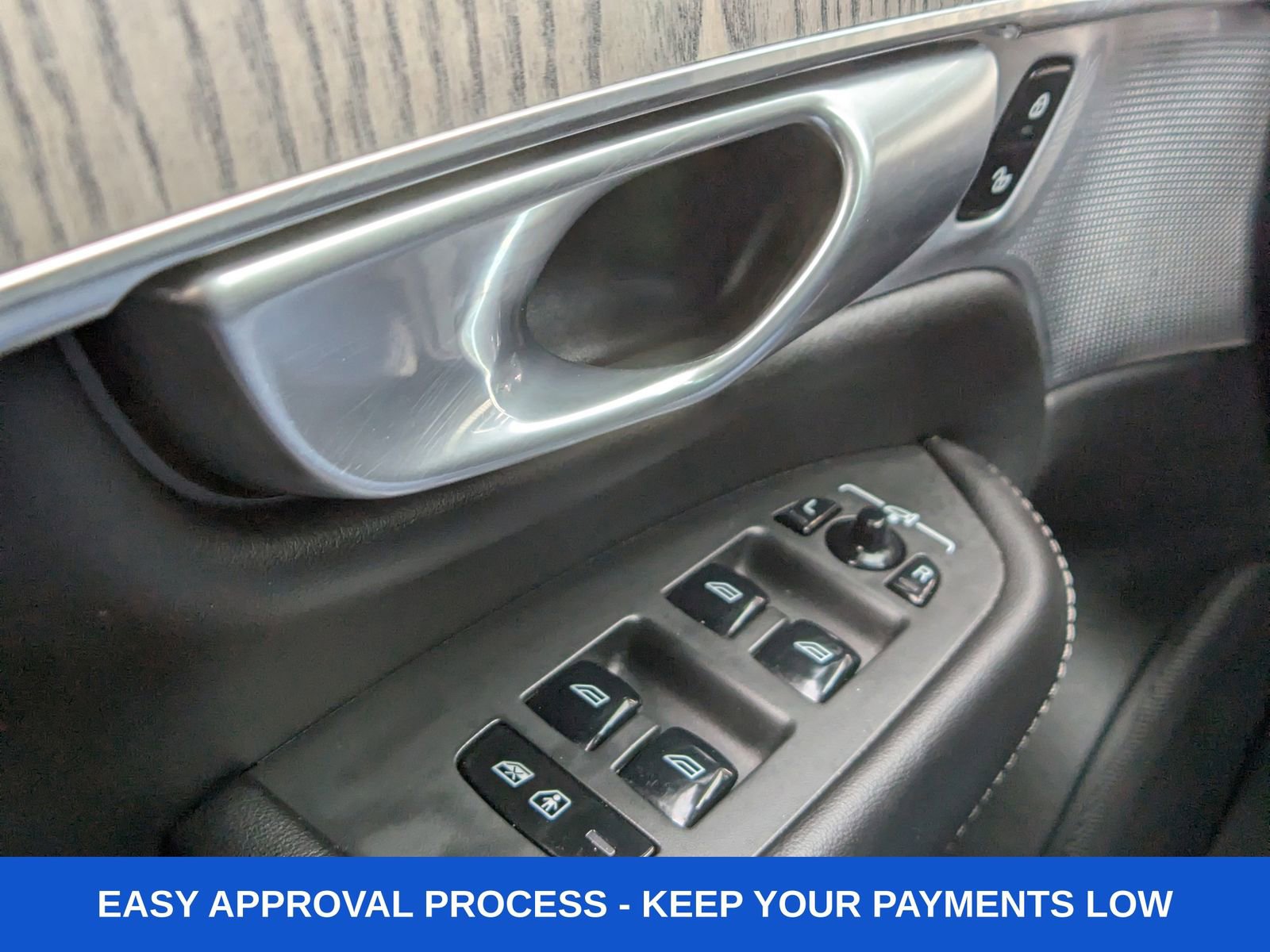 Used 2024 Volvo XC90 B6 Ultimate w/ Lounge Package image 30