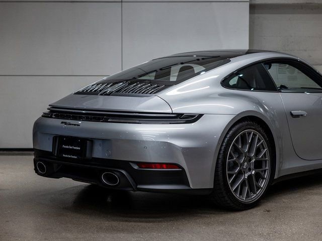 Certified 2025 Porsche 911 Carrera image 22