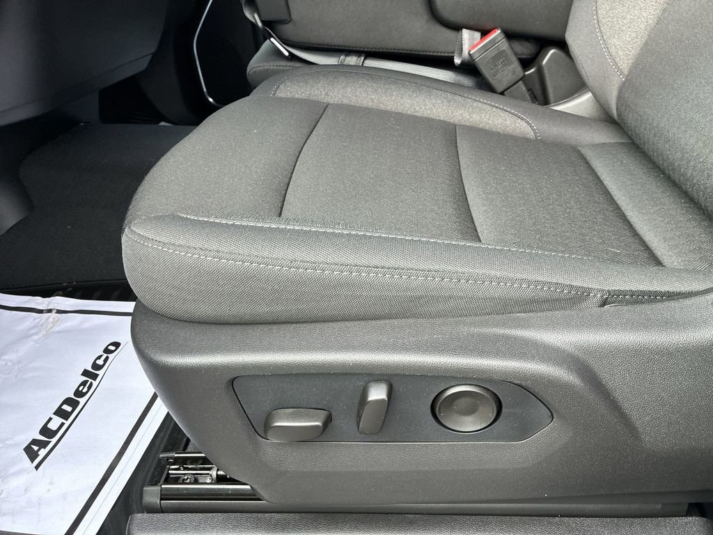New 2026 GMC Sierra 1500 Elevation image 12