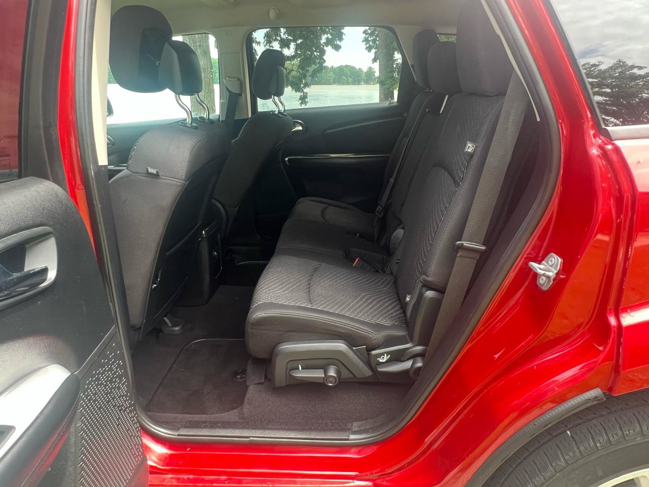 Used 2016 Dodge Journey SXT w/ Comfort/Convenience Group AWD/4WD image 15