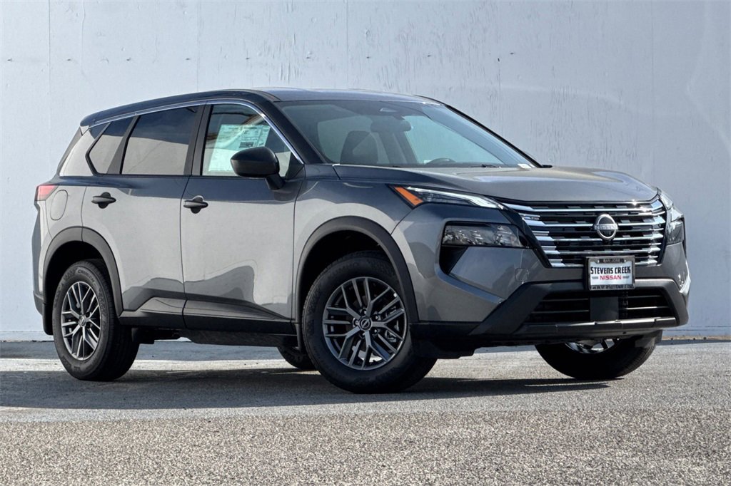 New 2026 Nissan Rogue S image 2