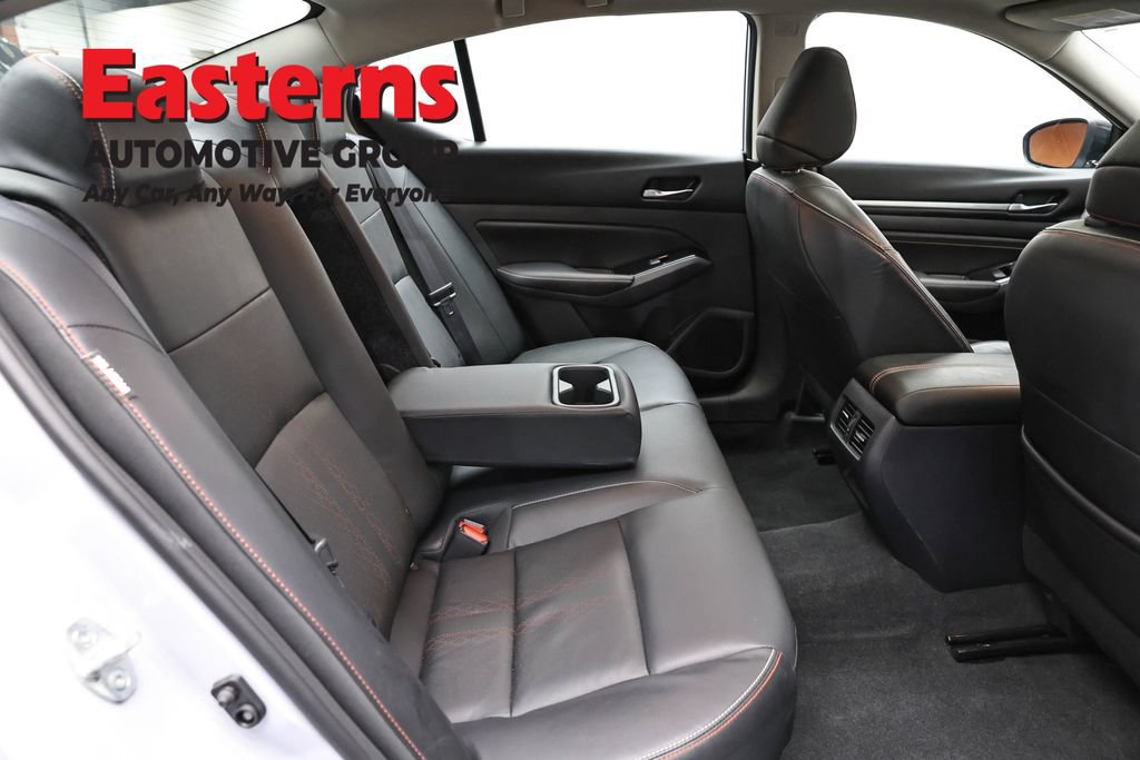 Used 2023 Nissan Altima 2.0 SR FWD image 24