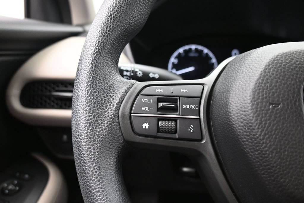 Certified 2023 Honda HR-V LX image 46