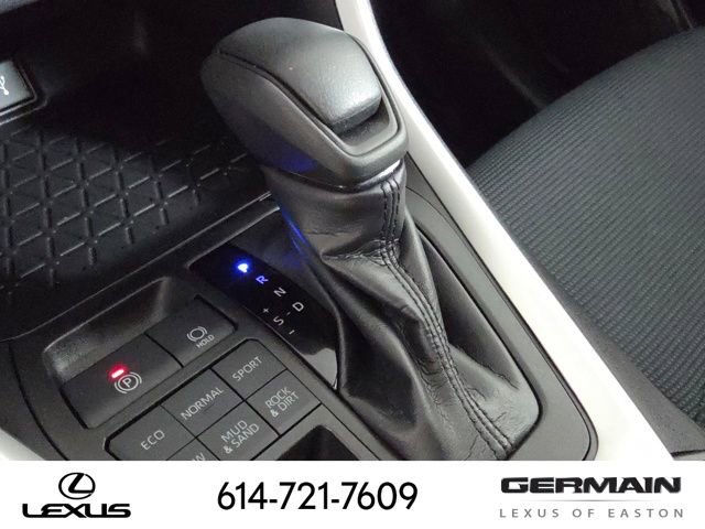 Used 2022 Toyota RAV4 LE image 28