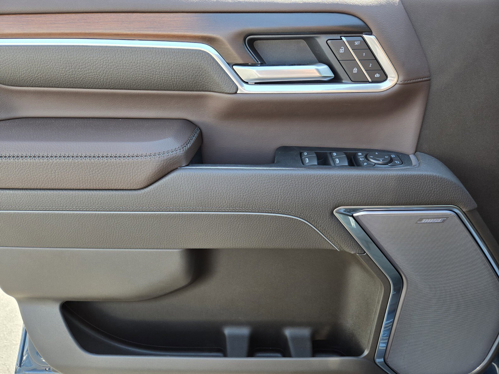 New 2025 GMC Sierra 2500 Denali w/ Denali Reserve Package image 10