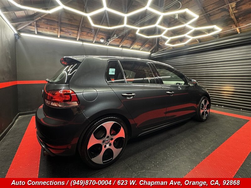 Used 2012 Volkswagen Golf 4-Door FWD image 3