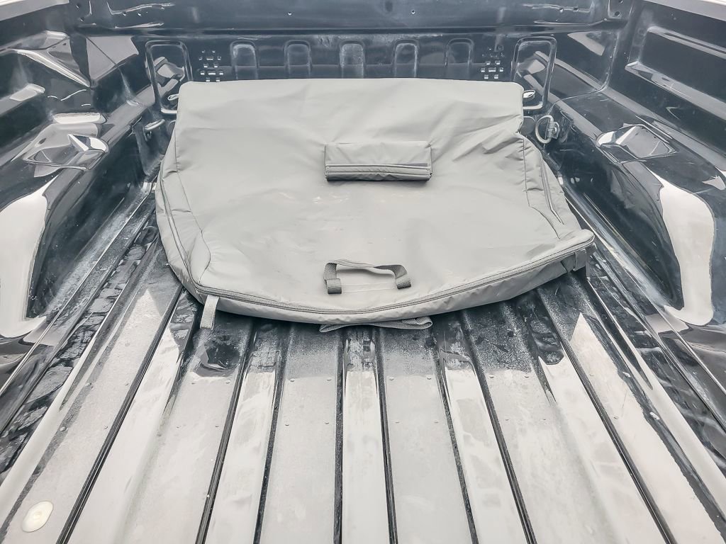 Used 2023 Jeep Gladiator Sport image 19