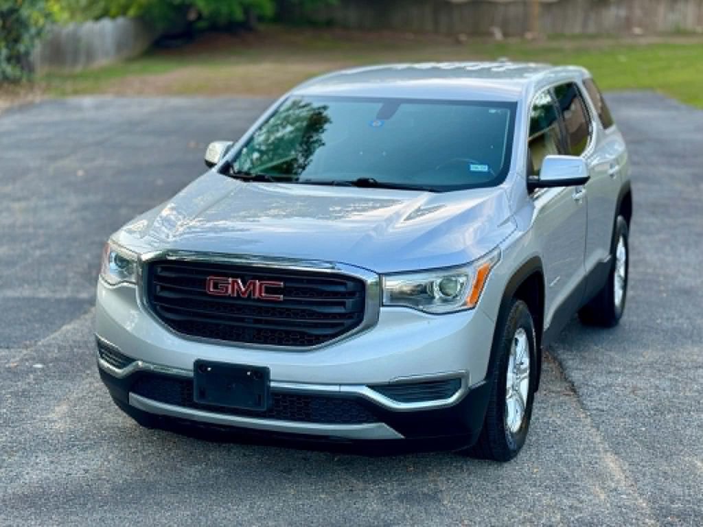 Used 2018 GMC Acadia SLE w/ LPO, Floor Liner Package FWD image 17