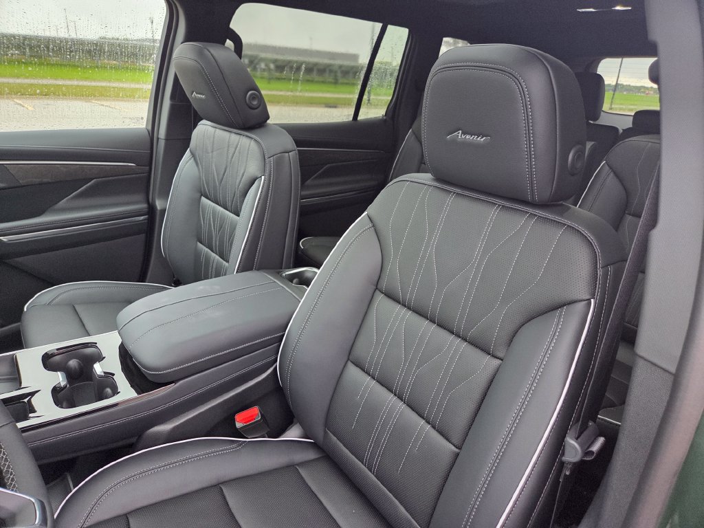 New 2027 Buick Enclave Avenir AWD/4WD image 6