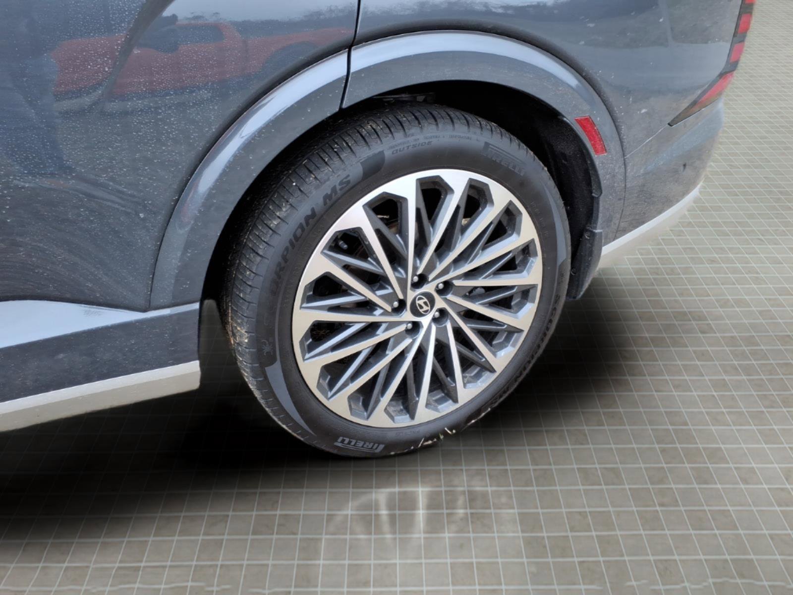 Used 2026 Hyundai Palisade Calligraphy image 6