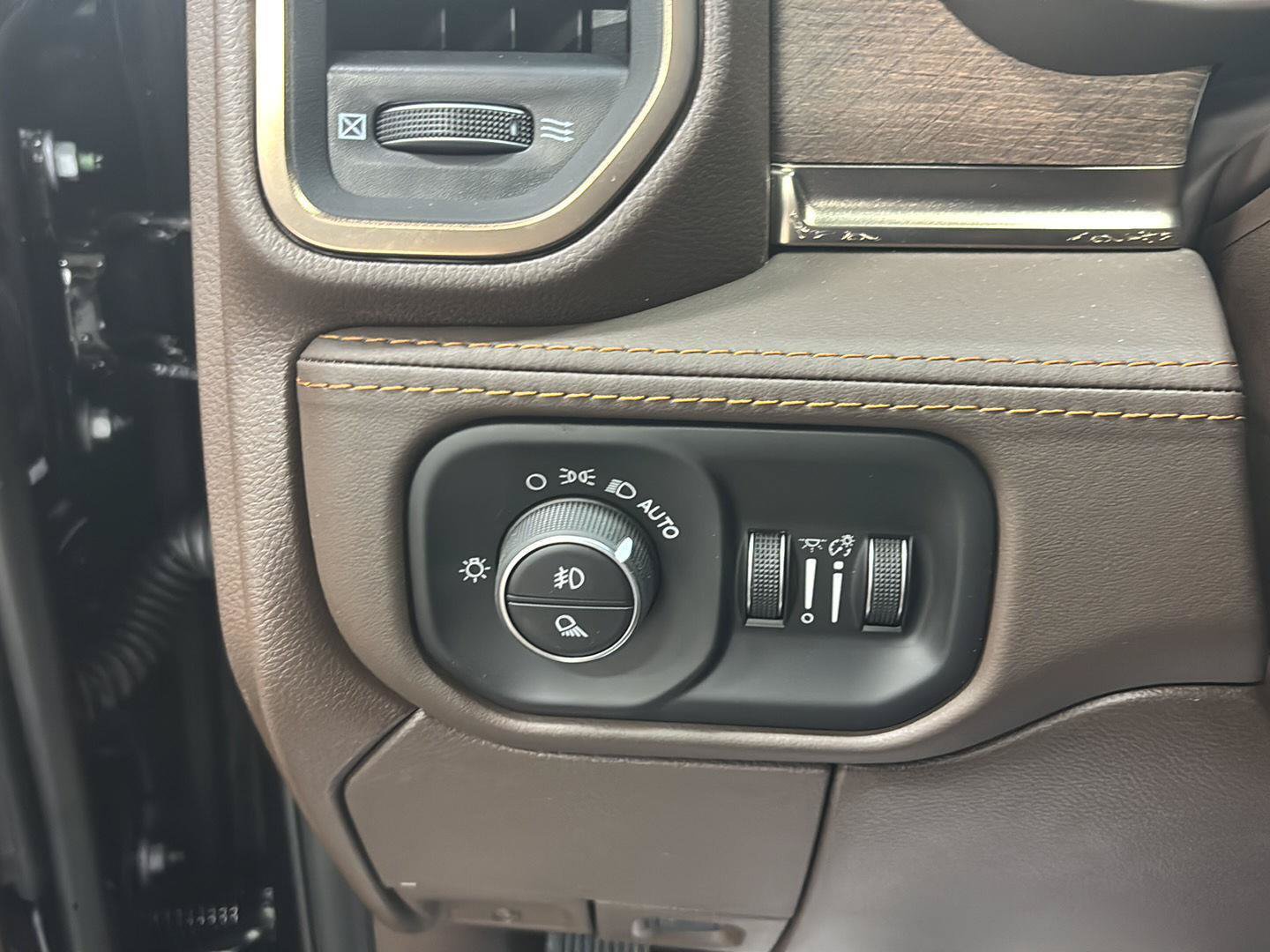 New 2026 RAM 3500 Longhorn AWD/4WD image 13