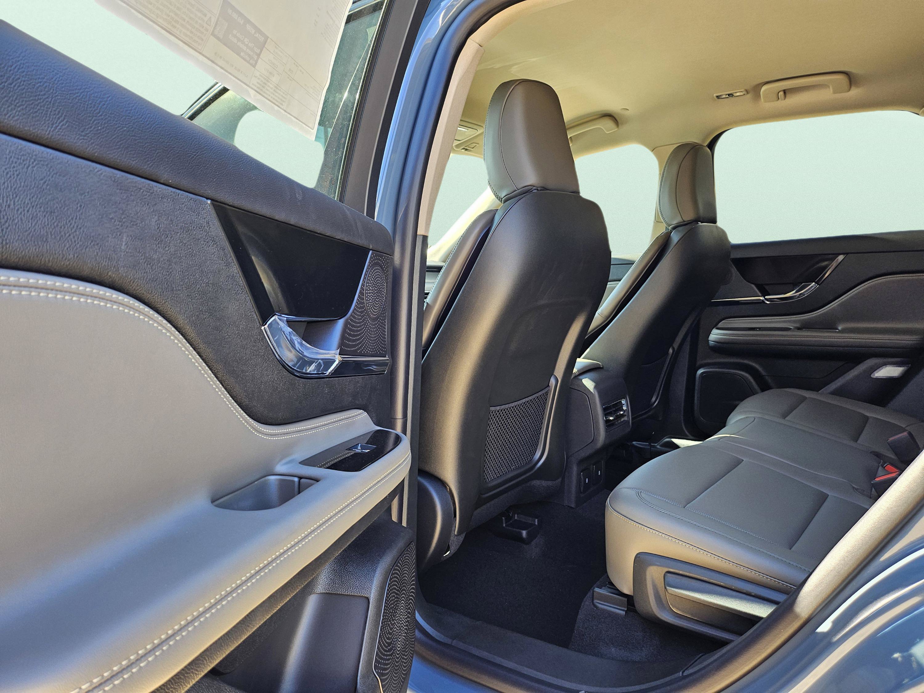 New 2026 Lincoln Corsair Premiere AWD/4WD image 23