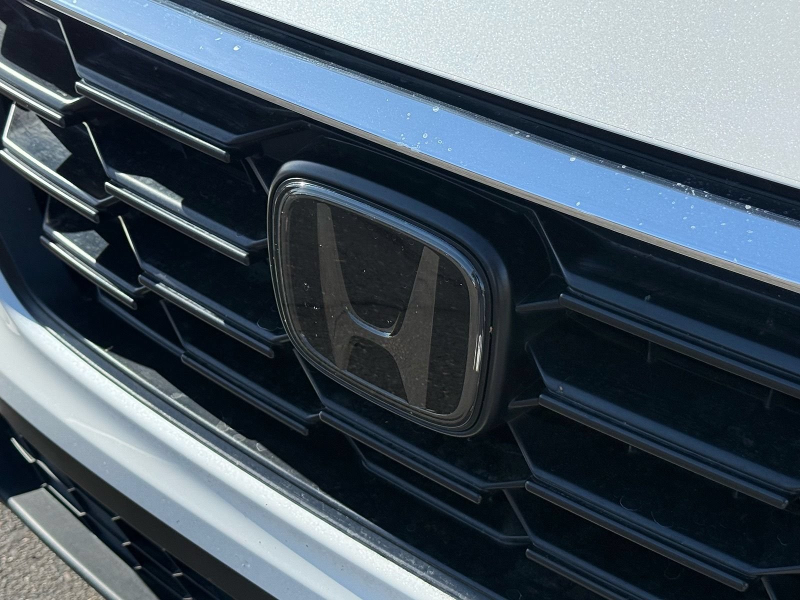 Used 2024 Honda CR-V LX image 8