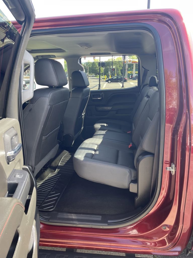 Used 2016 GMC Sierra 1500 SLT w/ All-Terrain Package AWD/4WD image 9
