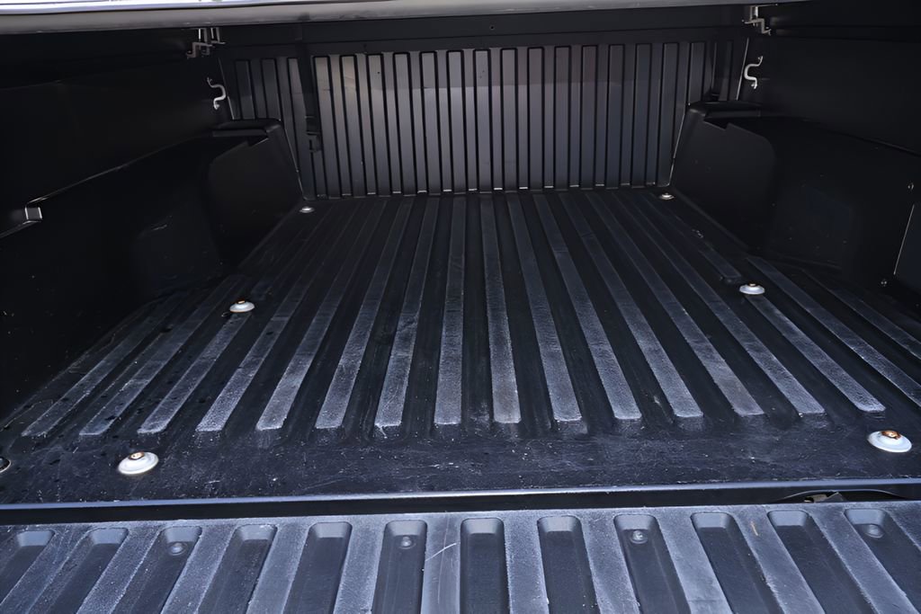 Used 2020 Toyota Tacoma SR5 RWD image 15