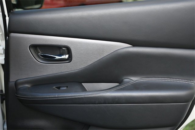 Used 2020 Nissan Murano SV image 24