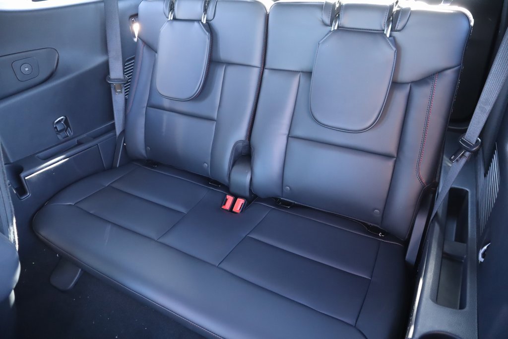 New 2026 Ford Explorer ST-Line w/ ST-Line Street Pack image 15