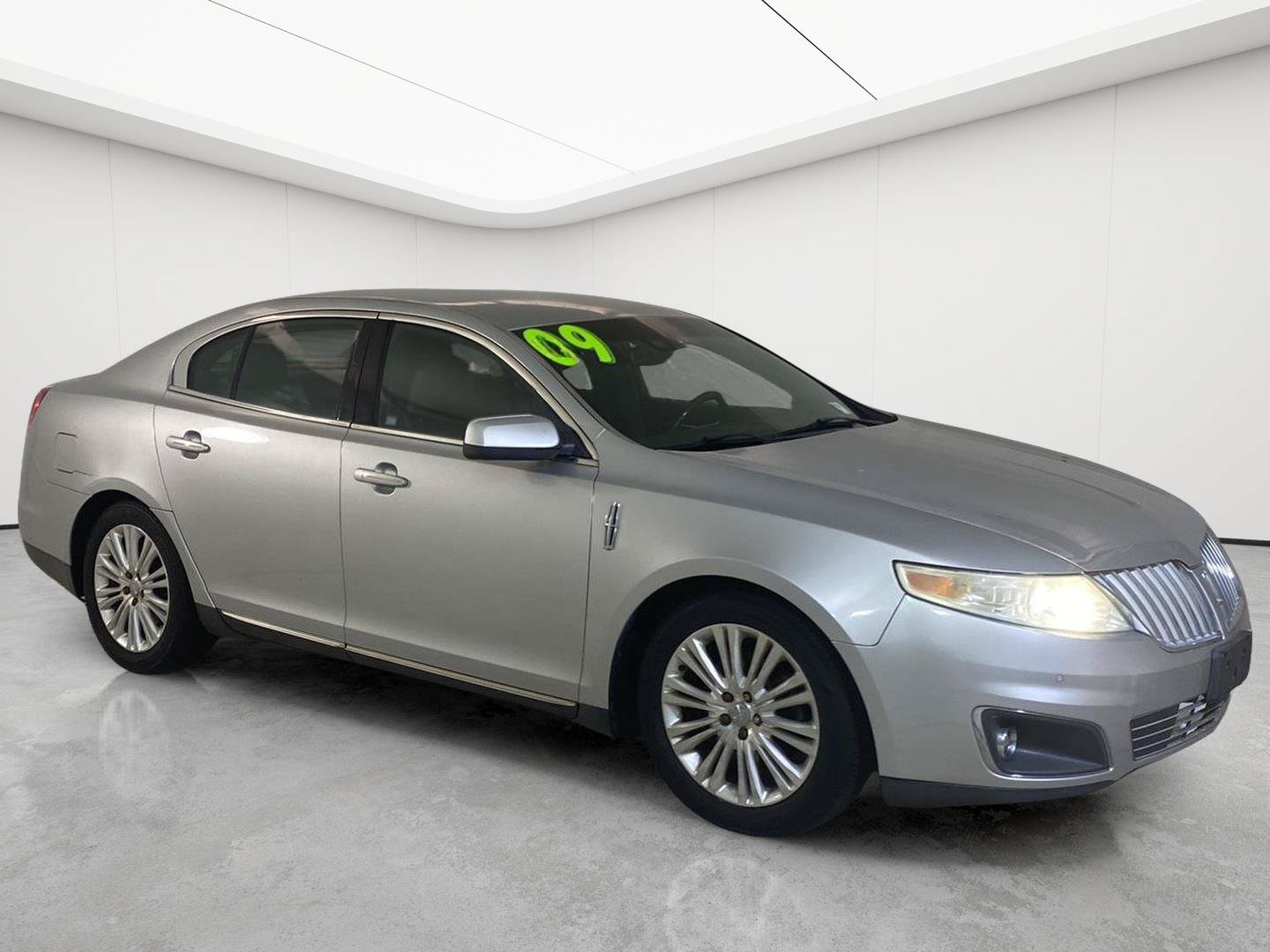 Used 2009 Lincoln MKS AWD image 2