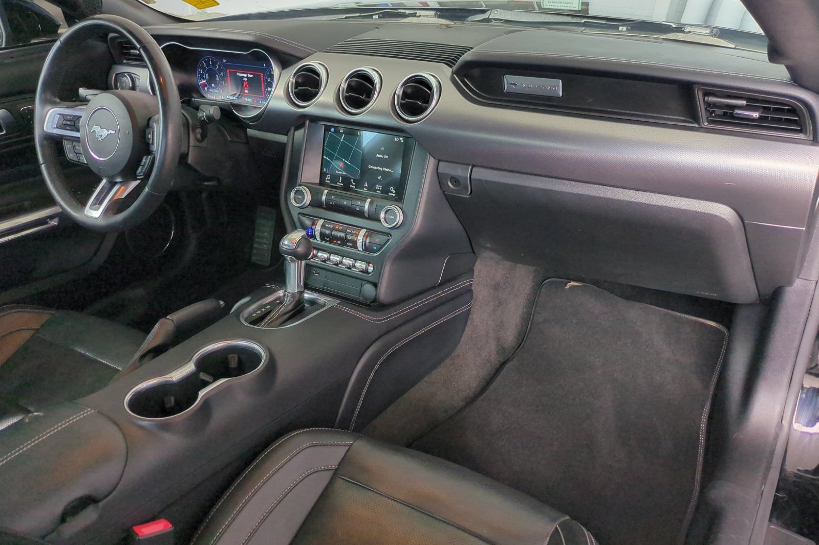 Used 2019 Ford Mustang Premium w/ Equipment Group 201A RWD image 18
