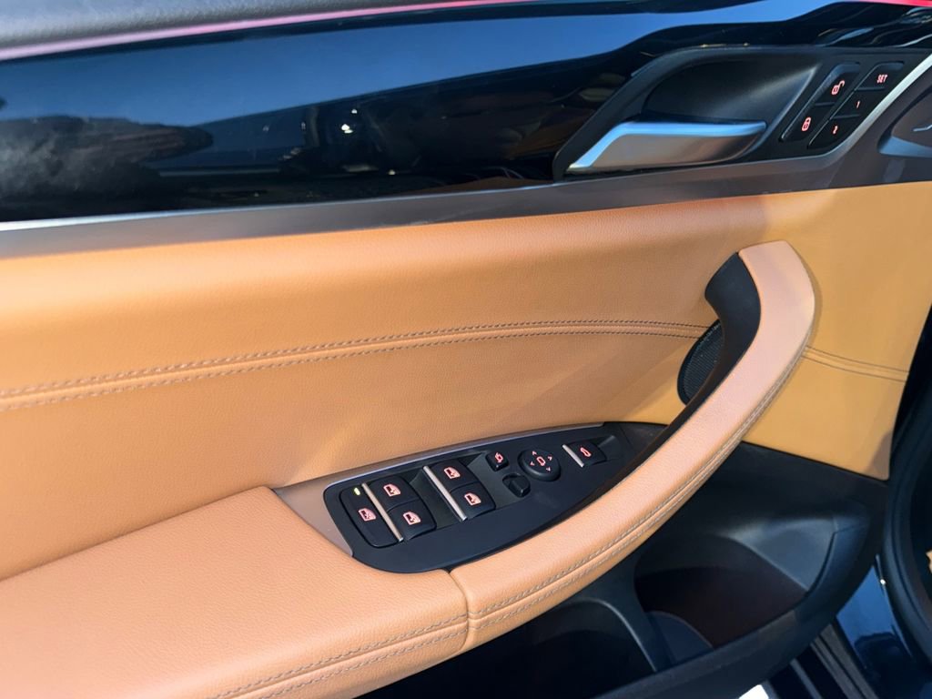 Used 2022 BMW X4 xDrive30i image 11