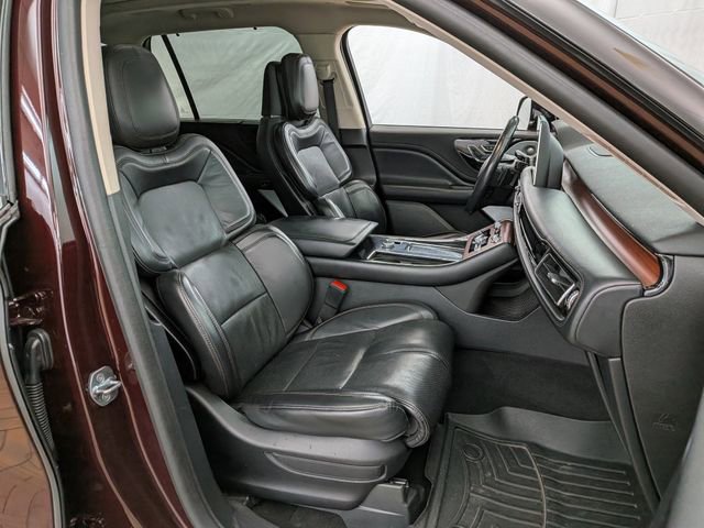 Used 2021 Lincoln Aviator Reserve w/ Equipment Group 202A image 24