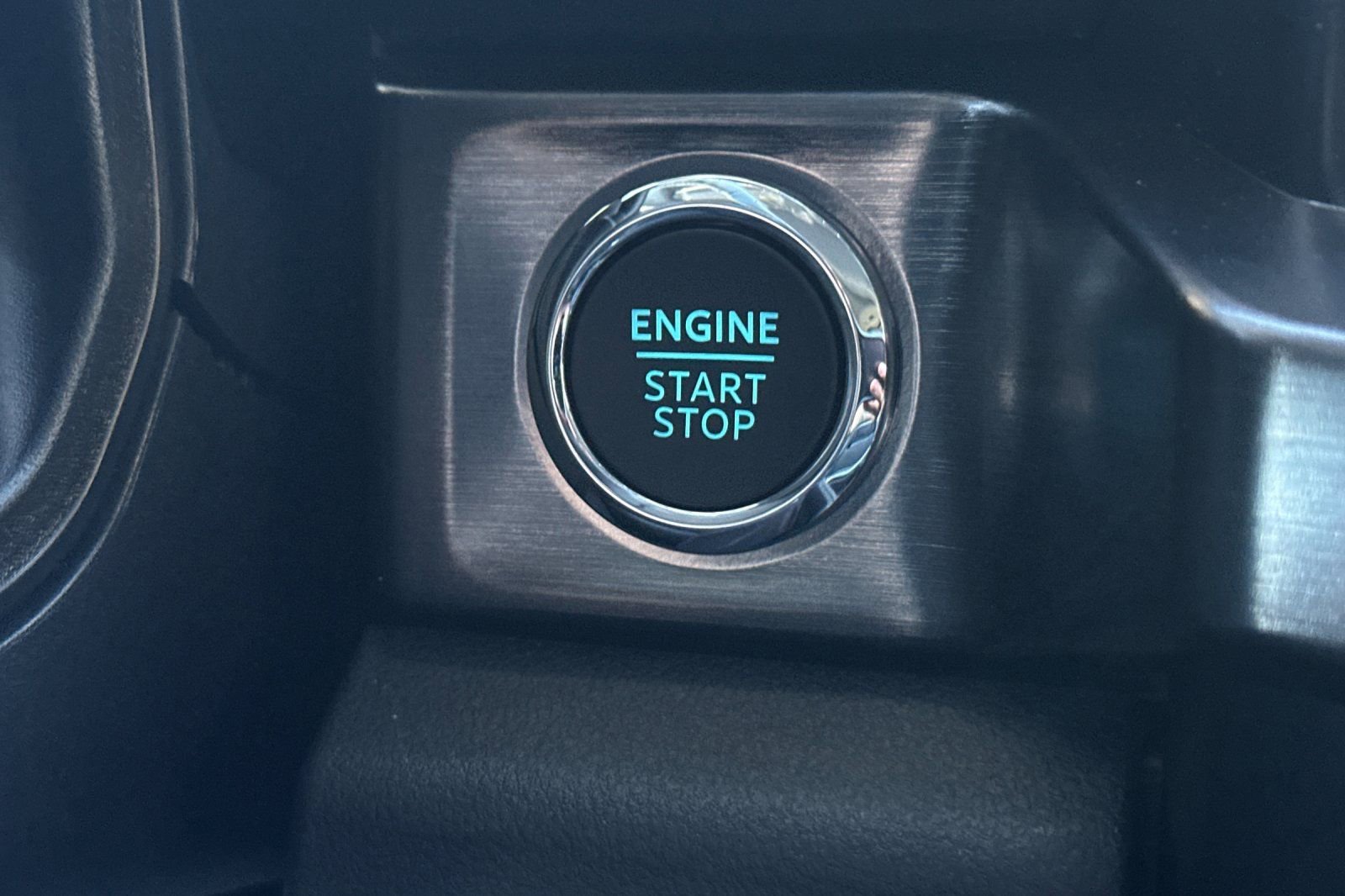 New 2026 Ford F250 Lariat w/ Black Appearance Package image 22