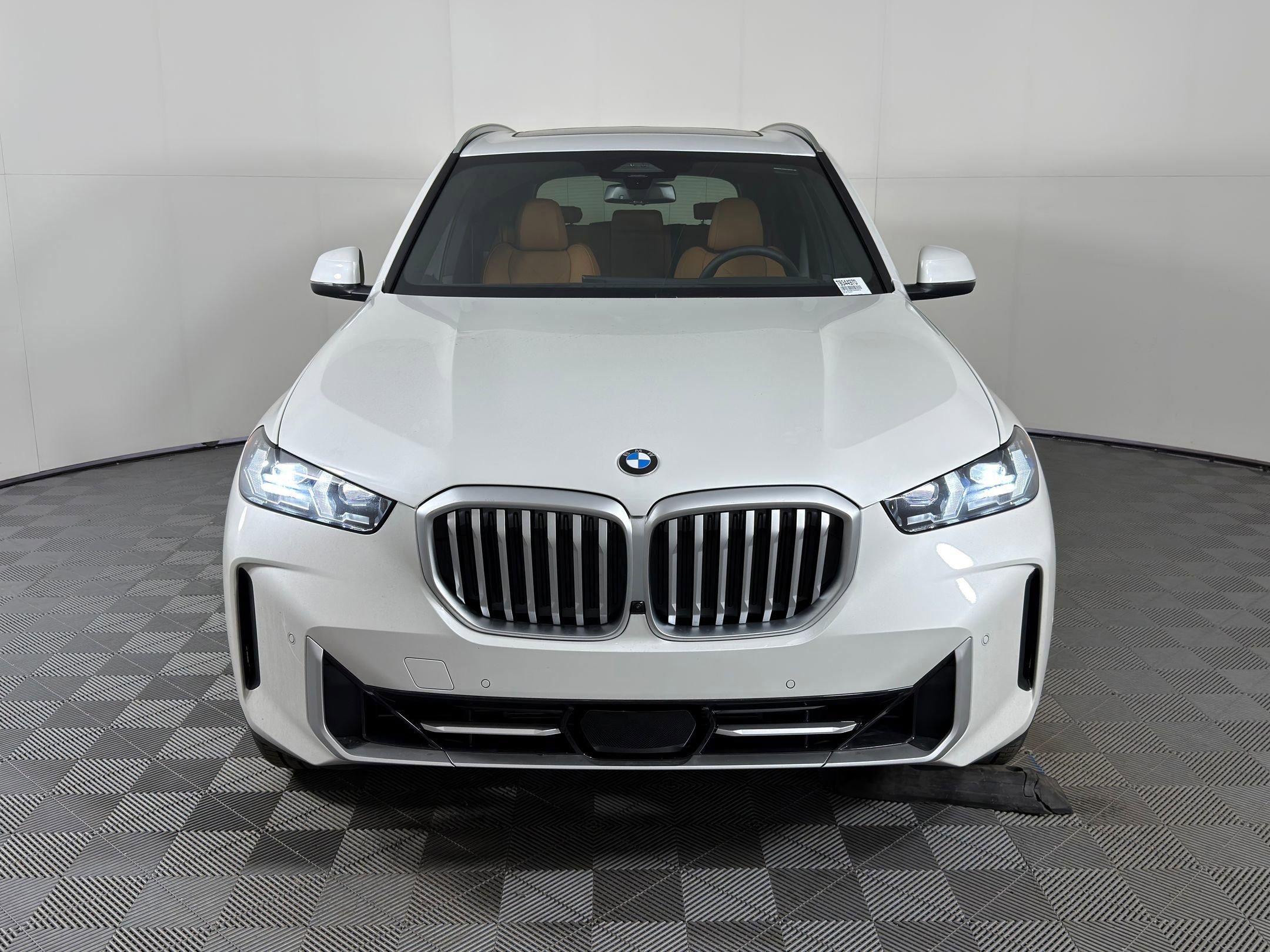 Used 2026 BMW X5 sDrive40i w/ Premium Package RWD image 5