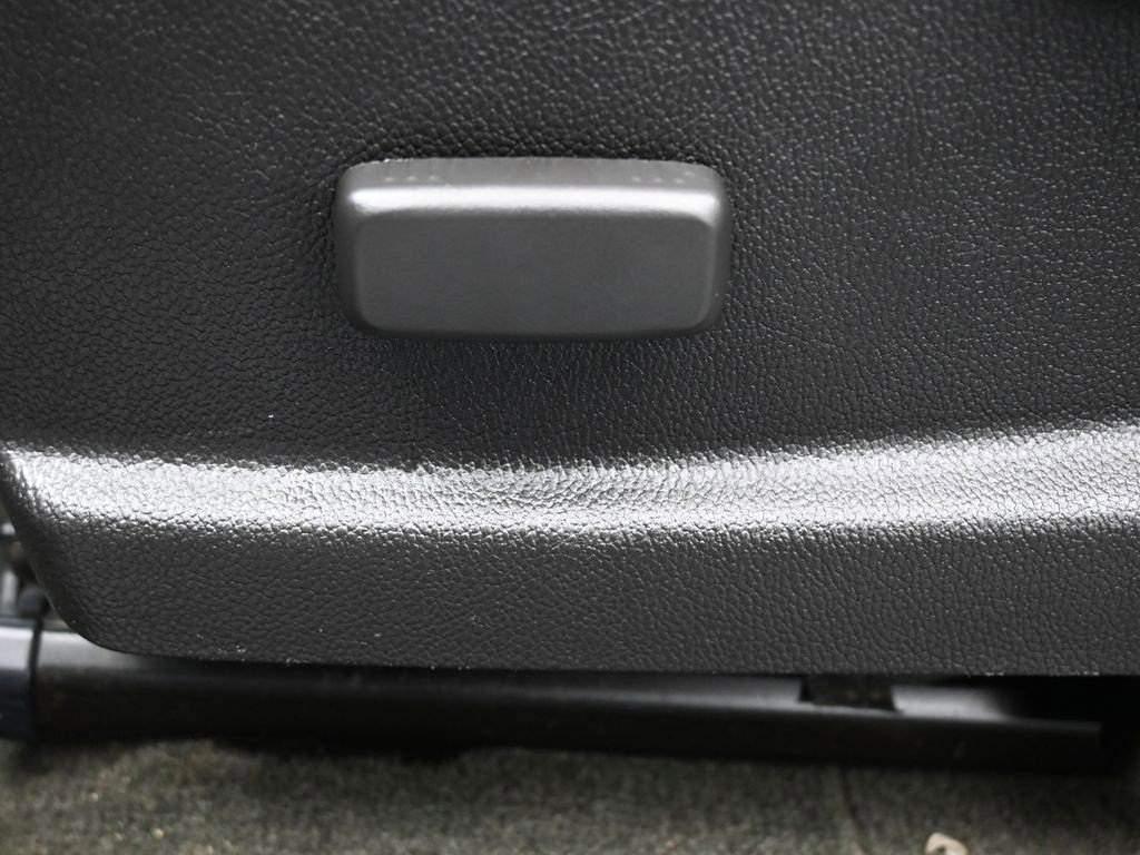 Used 2017 Chevrolet Colorado LT w/ LT Convenience Package image 33