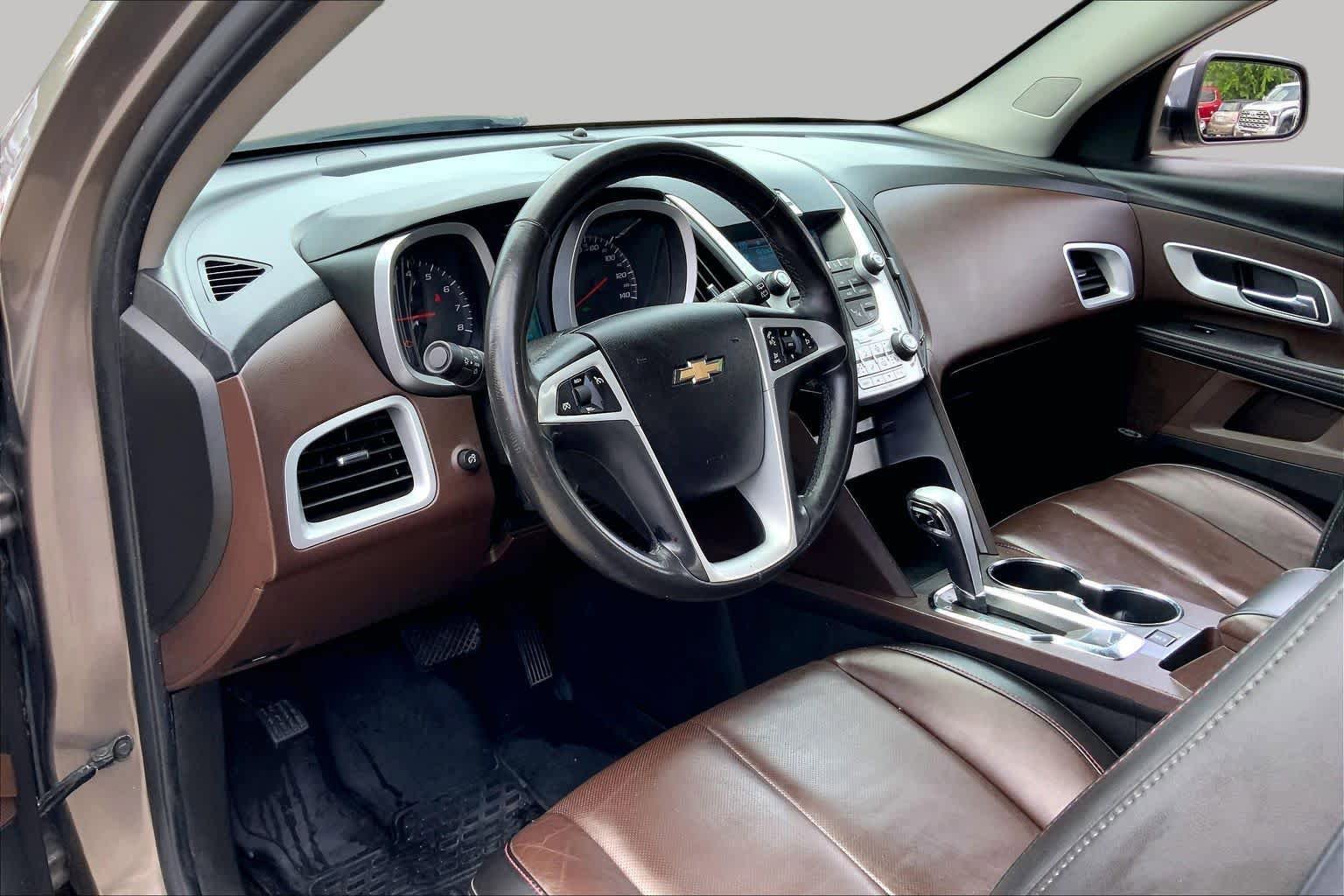 Used 2011 Chevrolet Equinox LTZ FWD image 15