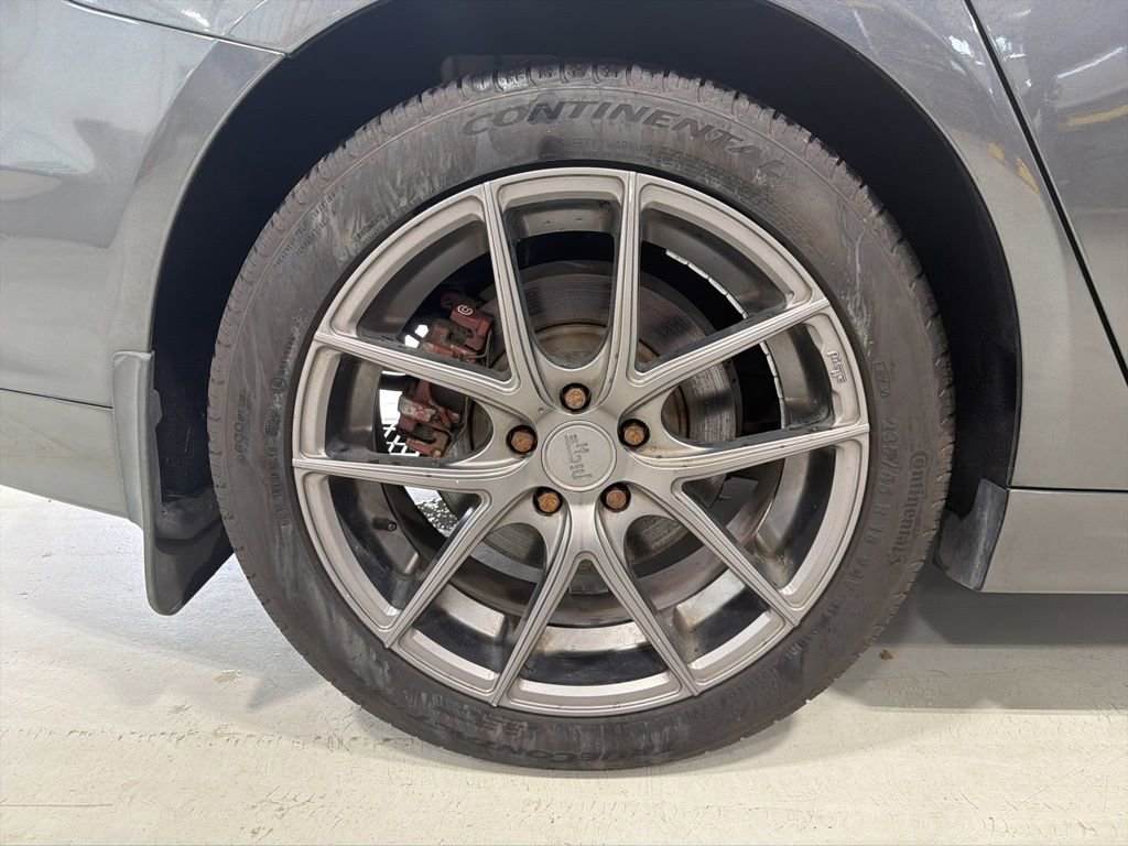 Used 2017 Ford Fusion Energi Titanium image 11