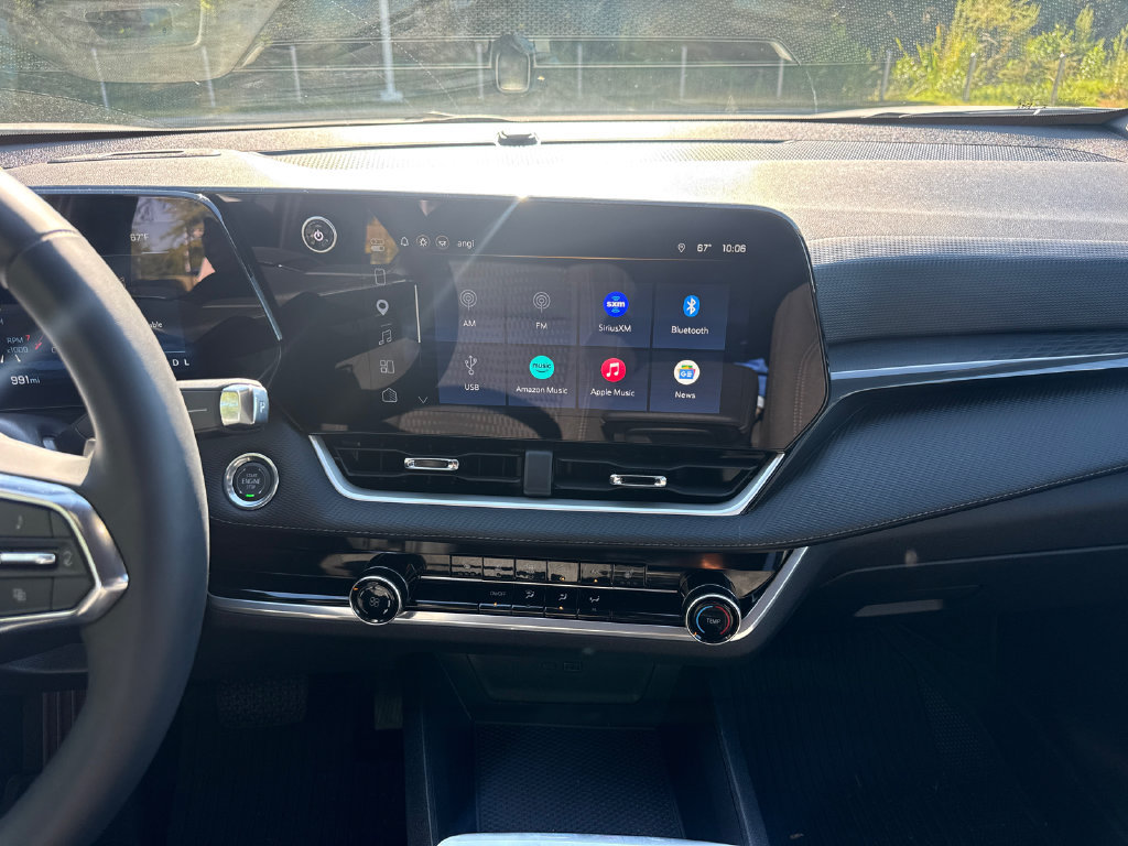 Used 2026 Chevrolet Equinox LT FWD image 18