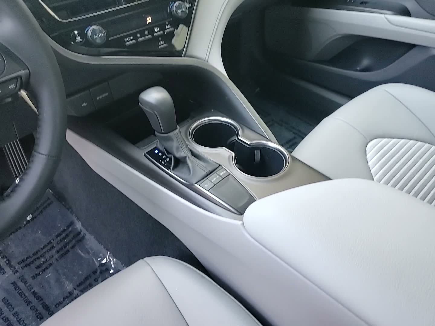 Certified 2024 Toyota Camry SE image 29