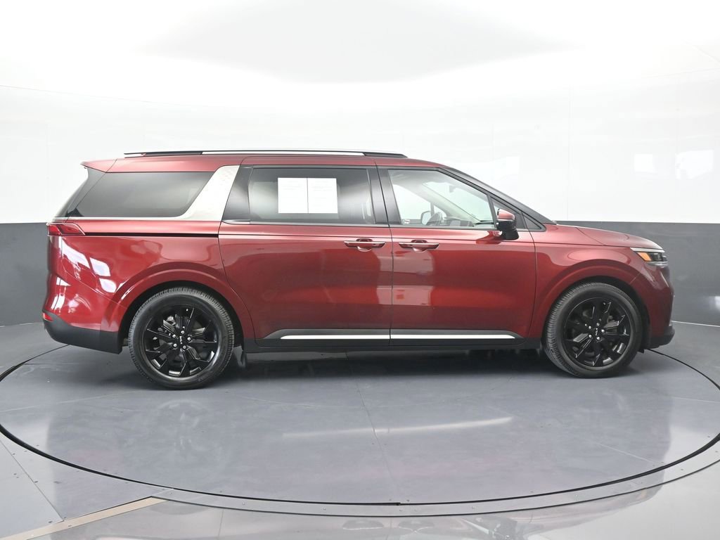 Used 2024 Kia Carnival SX Prestige image 7