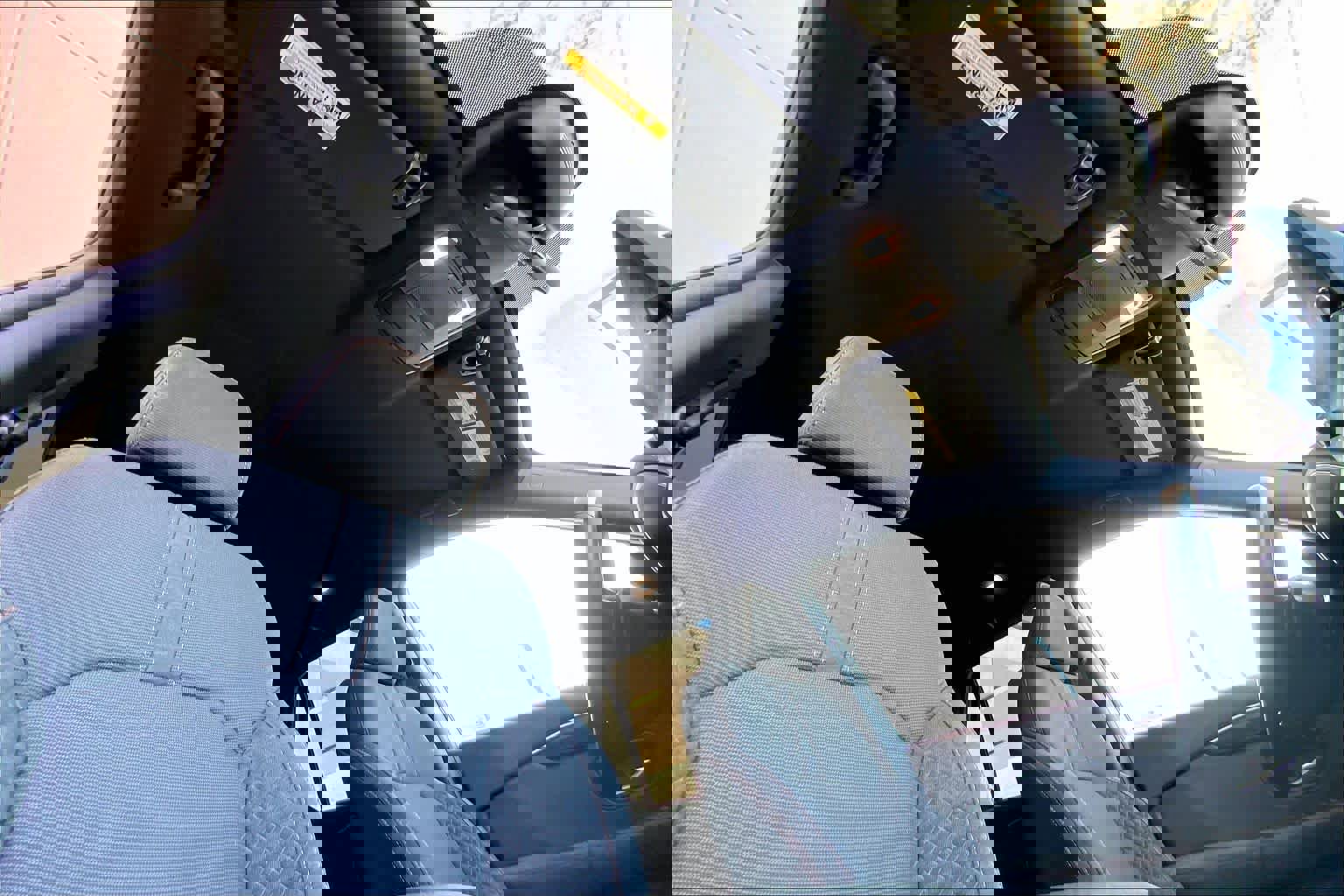 Used 2025 Honda Pilot Sport image 14