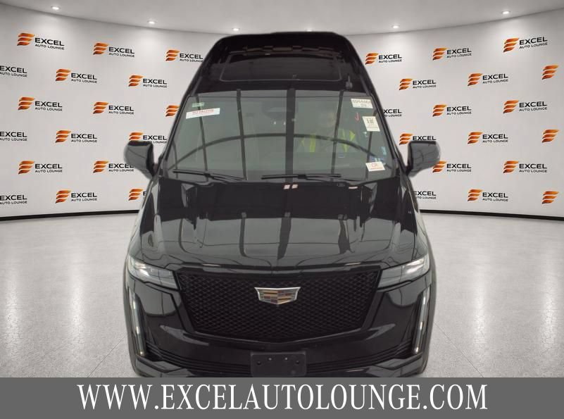 Used 2024 Cadillac Escalade ESV Sport AWD/4WD image 7