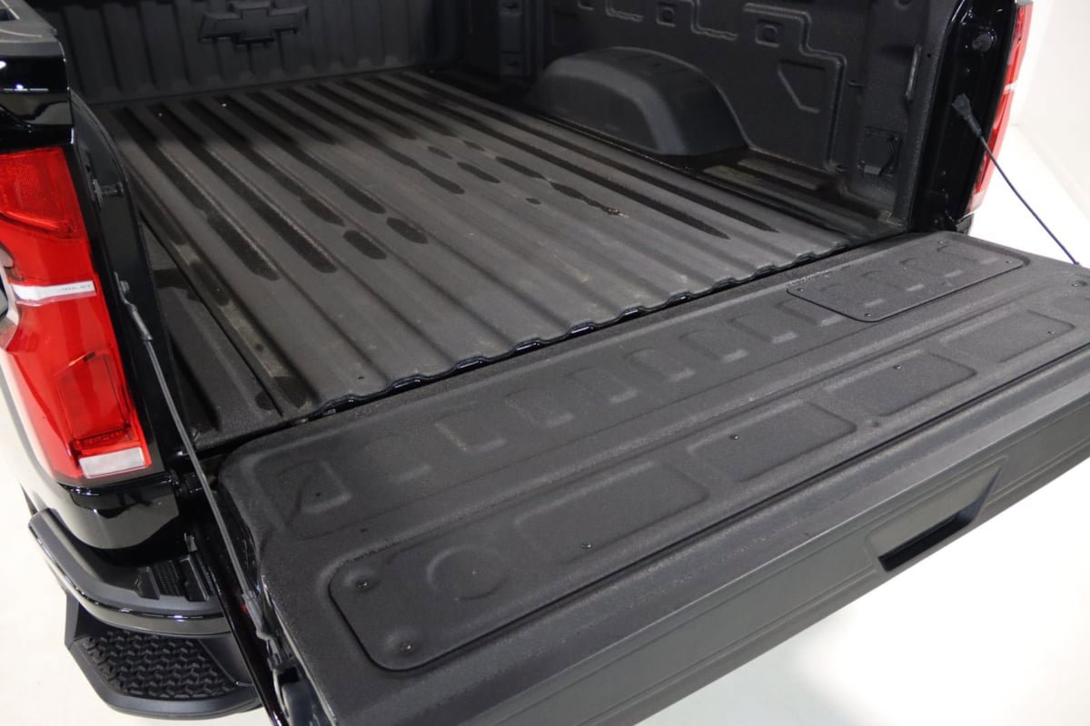 Used 2025 Chevrolet Silverado 2500 High Country w/ Technology Package image 26