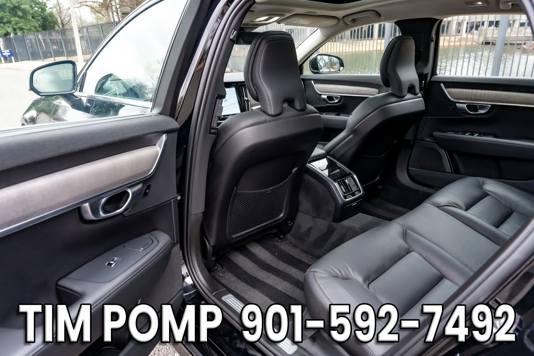 Used 2023 Volvo S90 B6 Plus image 13