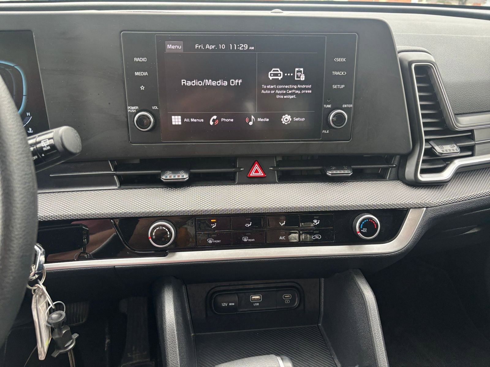 Used 2025 Kia Sportage LX image 17