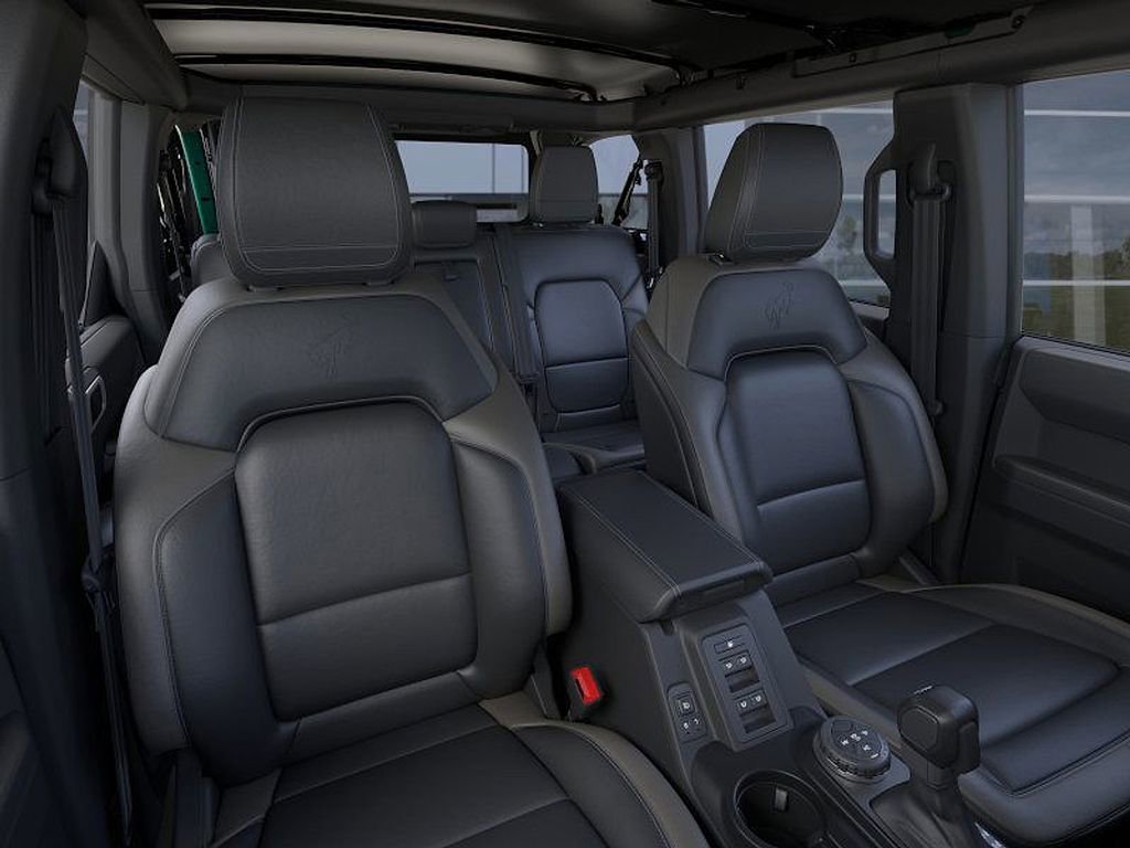 New 2025 Ford Bronco Outer Banks image 10