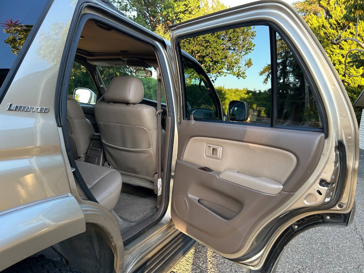 Used 2001 Toyota 4Runner Limited RWD image 35