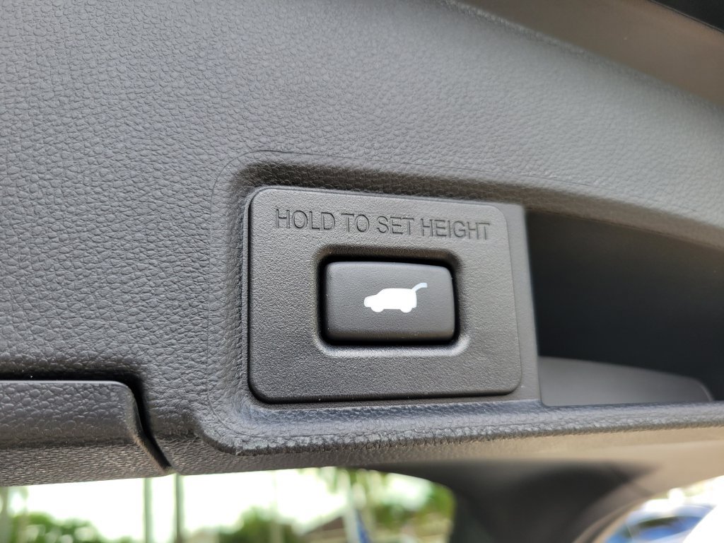 Certified 2025 Acura RDX w/ Technology Package AWD/4WD image 9