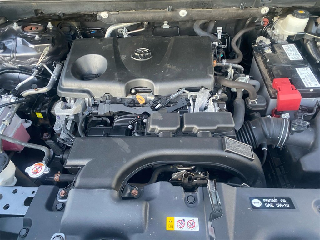 Used 2019 Toyota RAV4 LE image 30