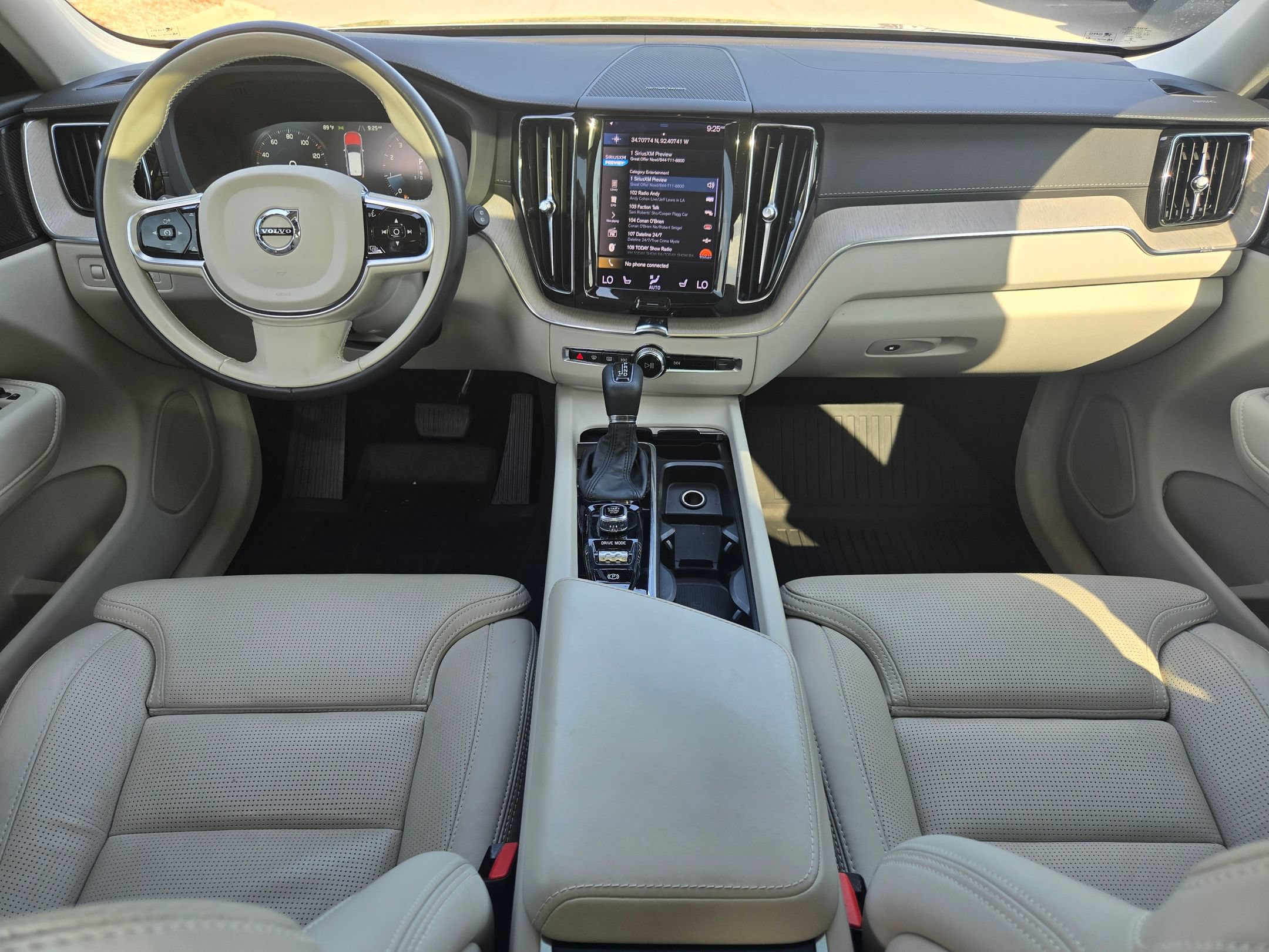 Used 2021 Volvo XC60 T5 Inscription w/ Protection Package Premier FWD image 10